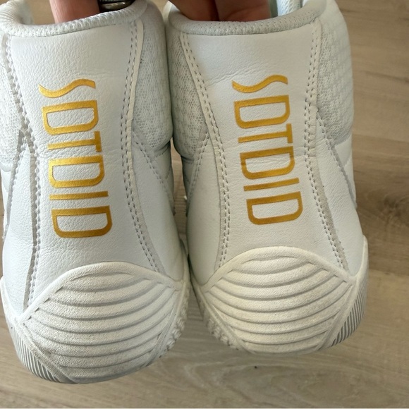 White and Gold High-Top Wrestling Shoes Sneakers 15 main image 5